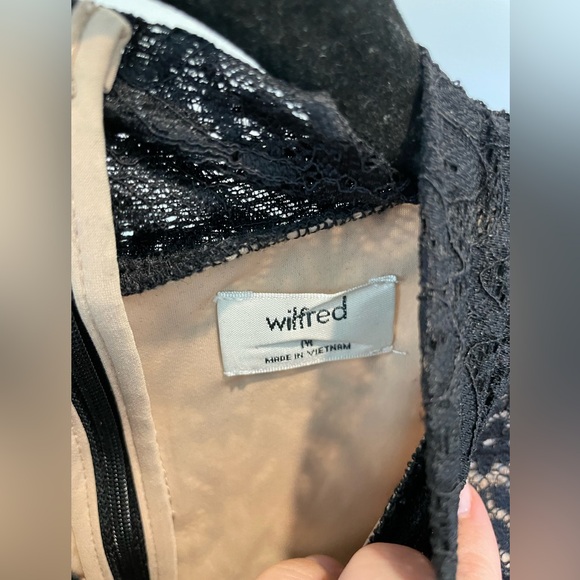 Aritzia Wilfred Black Lace Longsleeve Blouse - Picture 5 of 5